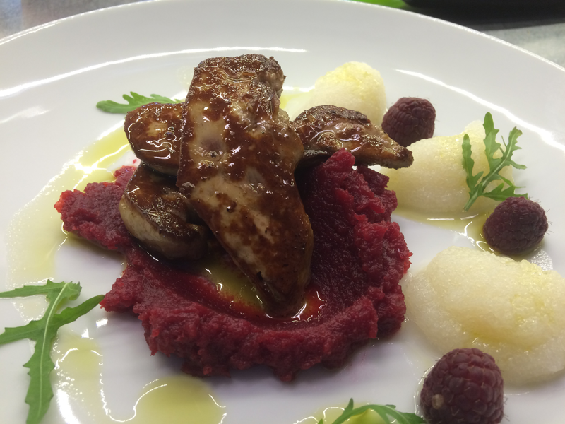 Duck liver with raspberry sauce | Leonardo Bansko