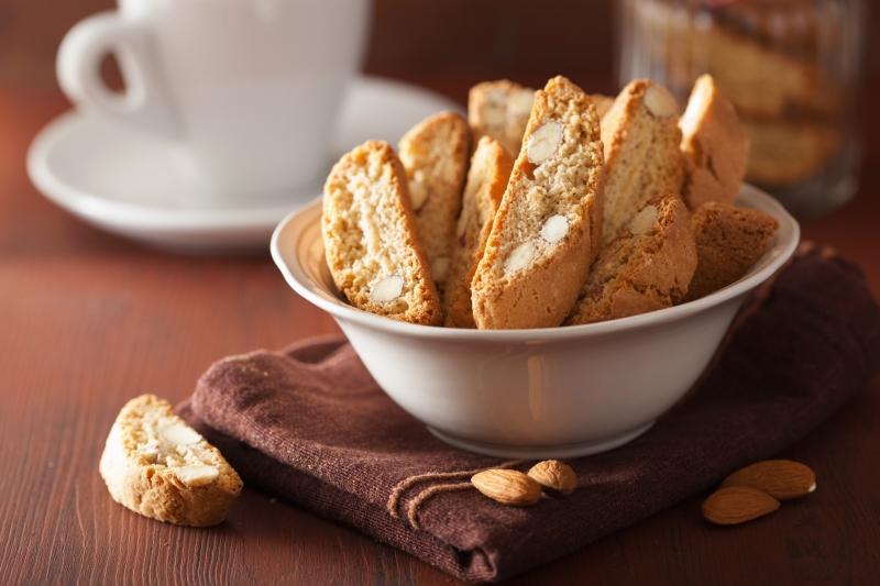 Cantuccini - Italian recipe | Leonardo Bansko