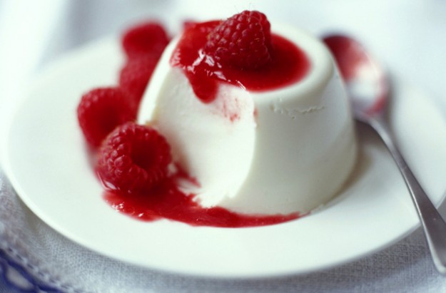 Panna cotta - Italian recipe | Leonardo Bansko