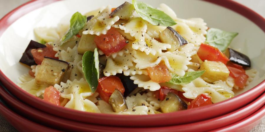 Farfalle with eggplant | Leonardo Bansko