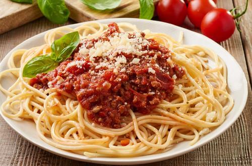 What are the secret ingredients of spaghetti sauce in Italy ...